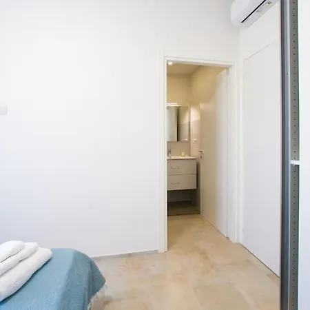 Eden Living - Rooftop & Spiaggia Poetto 3 Min * Quartu SantʼElena